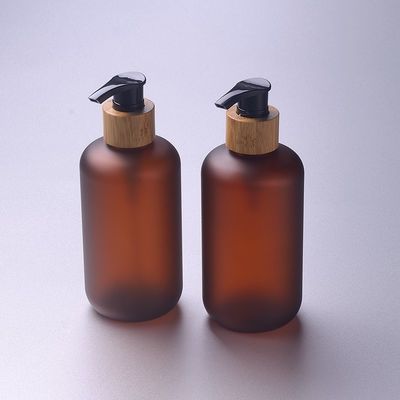 250ml a givré la bouteille d'ANIMAL FAMILIER d'Amber Cosmetic avec la pompe en bambou