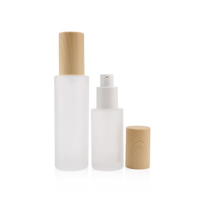 Bouteille en bambou en verre de jet pour la peau astringente cosmétique de soin personnelle