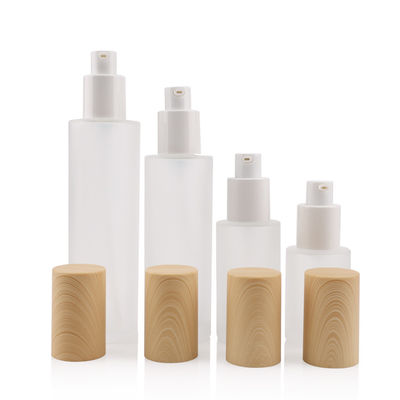 Bouteille en bambou en verre de jet pour la peau astringente cosmétique de soin personnelle