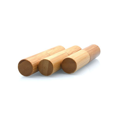 le conteneur de empaquetage cosmétique en bambou naturel de baume à lèvres de tube du rouge à lèvres 5g composent