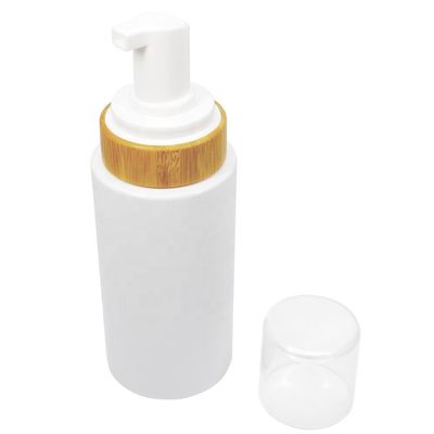 Pompe de mousse de savon de liquide du cosmétique 43mm avec le bambou pour la bouteille qui respecte Envoironmet