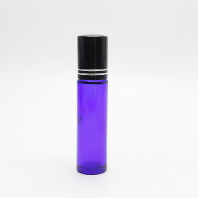 le petit pain cosmétique en bambou de 5ml 10ml sur les bouteilles en verre d'huile essentielle parfument adapté aux besoins du client